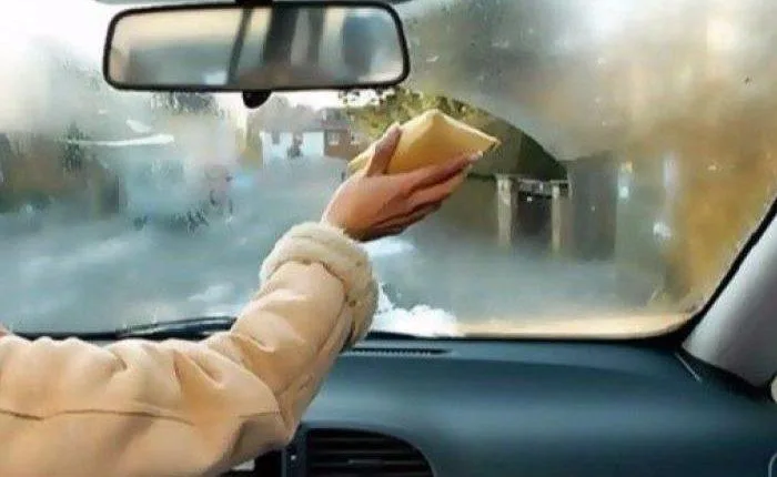 نصائح للتخلص من الرطوبة داخل السيارة في الشتاء