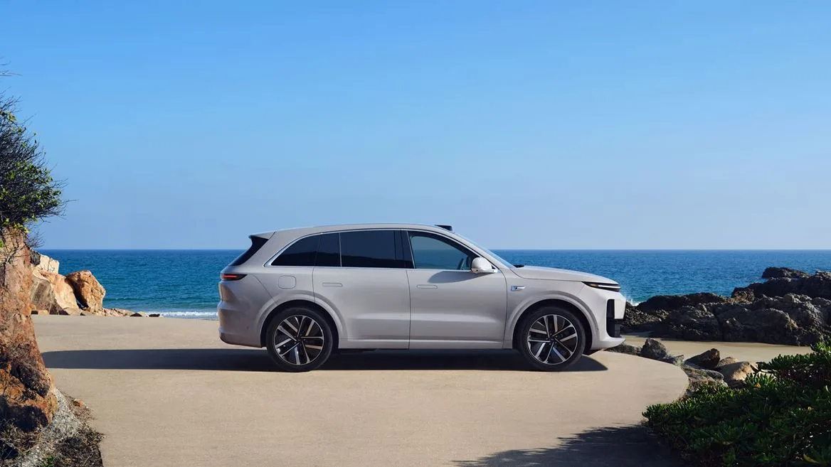 إطلاق Li Auto L6 الجديدة رسميًا وستظهر بمعرض بكين بالصين