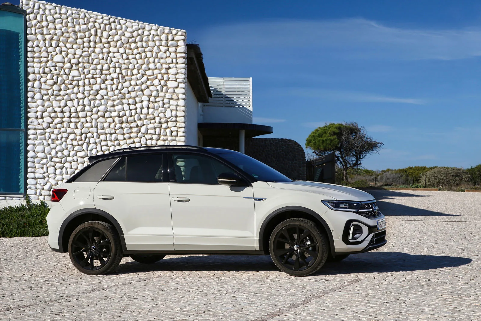 الكشف ن سيارة تي روك الجديدة 2025 VW T-Roc