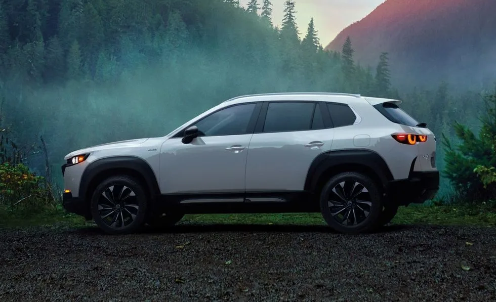مازدا CX-50 2025 أصبحت هايبرد بمساعدة من تويوتا