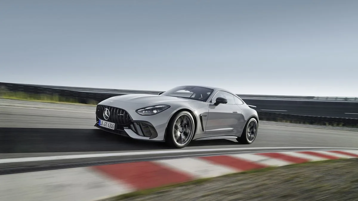 الكشف عن سيارة مرسيدس AMG GT63 Pro 4Matic