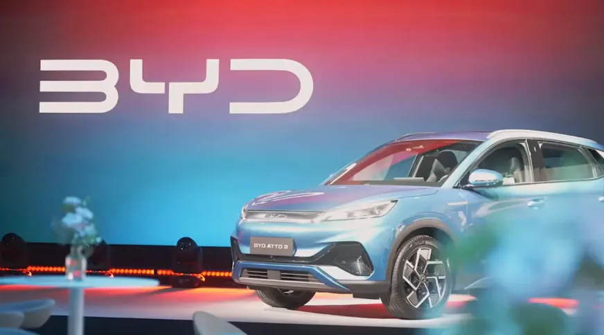 "BYD" الصينية توقع اتفاق بناء مصنع في كمبوديا