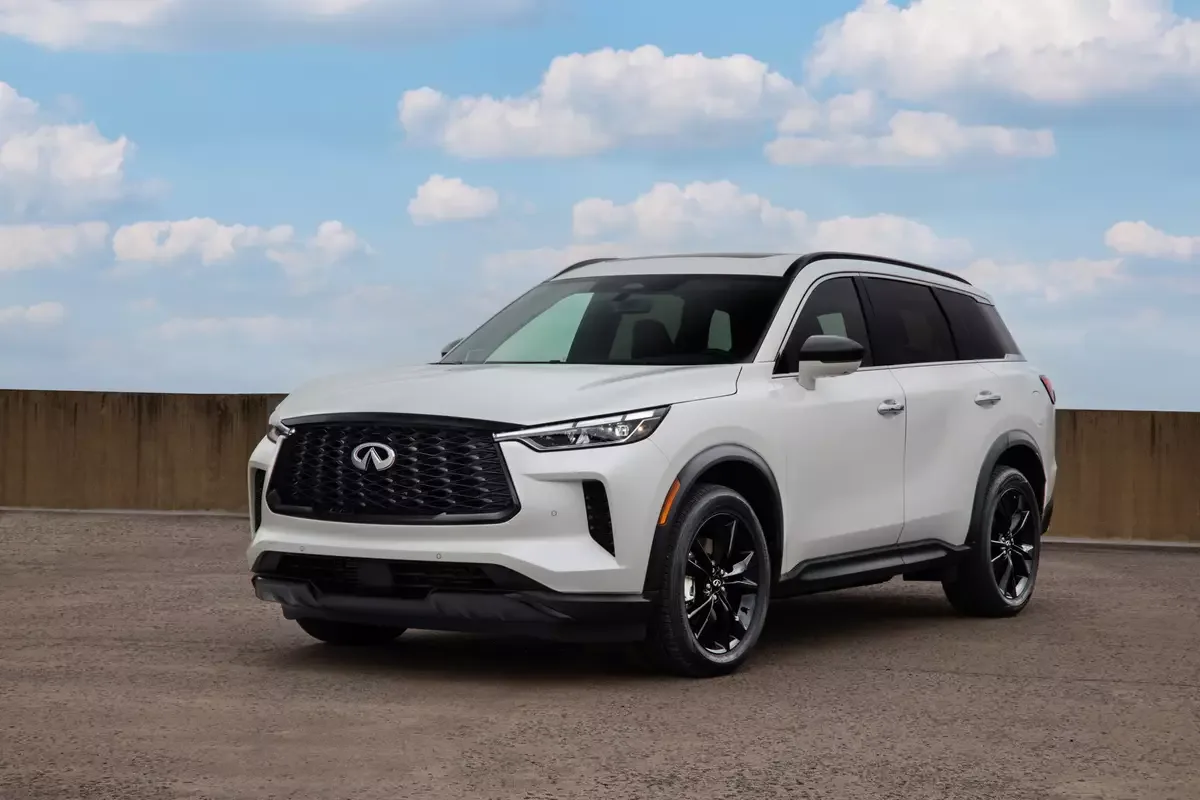 إنفينيتي QX60 2025 تحصل على محرك VC-Turbo