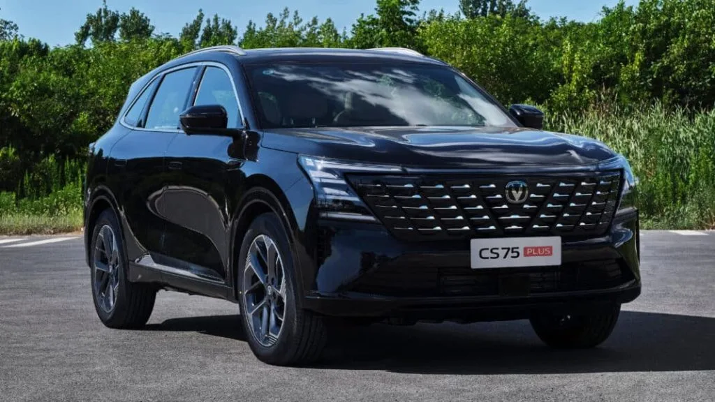 إطلاق شانجان CS75 Plus الجديدة في الصين كسيارة SUV متطورة