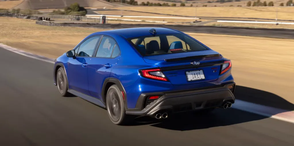 هذه هي سيارة سوبارو WRX tS 2025 الجديدة