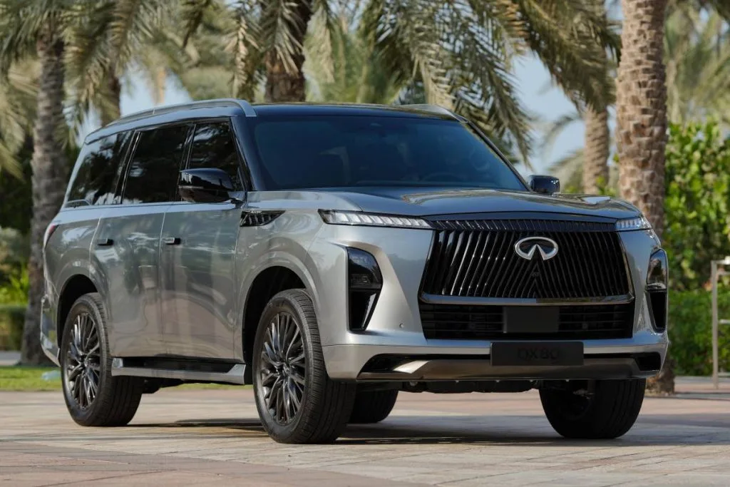 إطلاق إنفينيتي QX80 الاستثنائيّة والجديدة كلياً