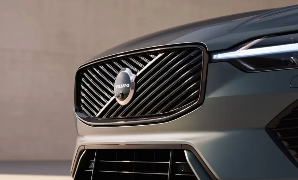 فولفو XC60 2026 تحصل على تحديثات طفيفة