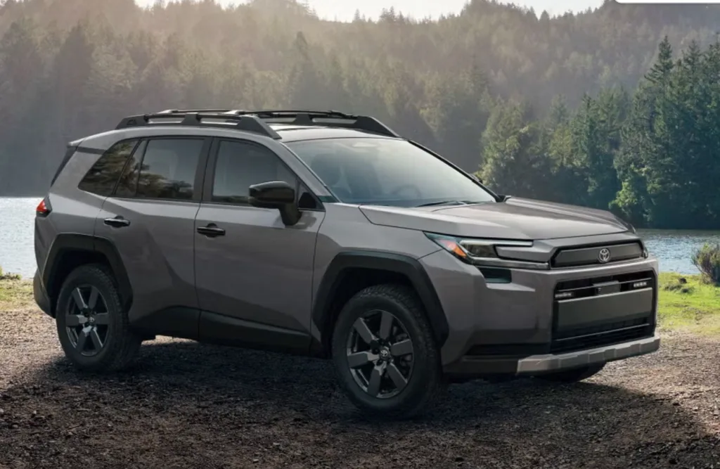 تويوتا RAV4 موديل 2026 تعتمد على نظام السيارة الهجينة القابلة للشحن