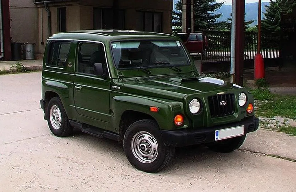كيا ريتونا 2026 ,, سيارة هجينة من نوع Jimny slayer