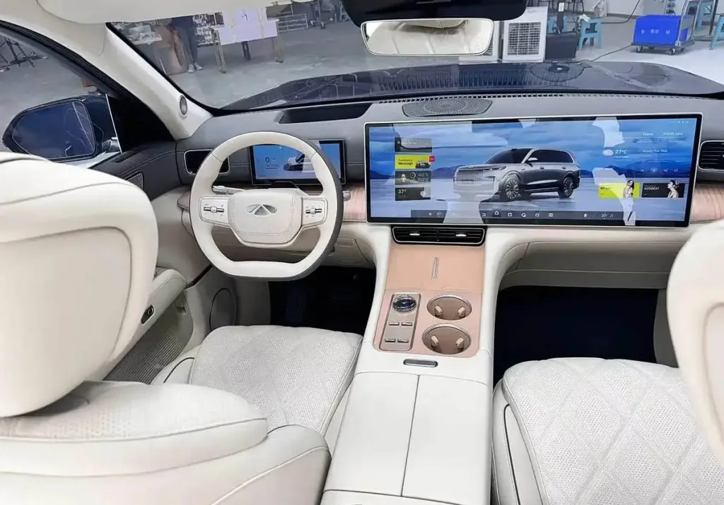 شيري تكشف عن فولوين T11 EREV الرياضية متعددة الاستخدامات