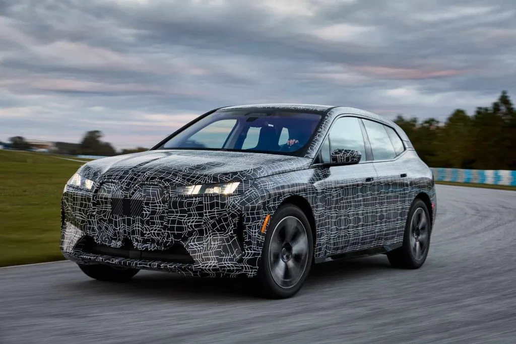 أسعار سيارات BMW الجديدة 2026 في السعودية: قائمة شاملة