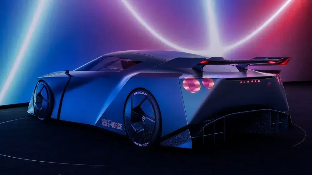 نيسان تؤكد بشكل رسمي وصول جيل جديد كامل من سيارات GT-R - صورة 2