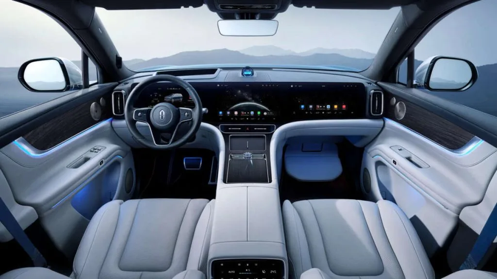 سيارة Aito M9 SUV من هواوي تظهر لأول مرة في الصين - صورة 3