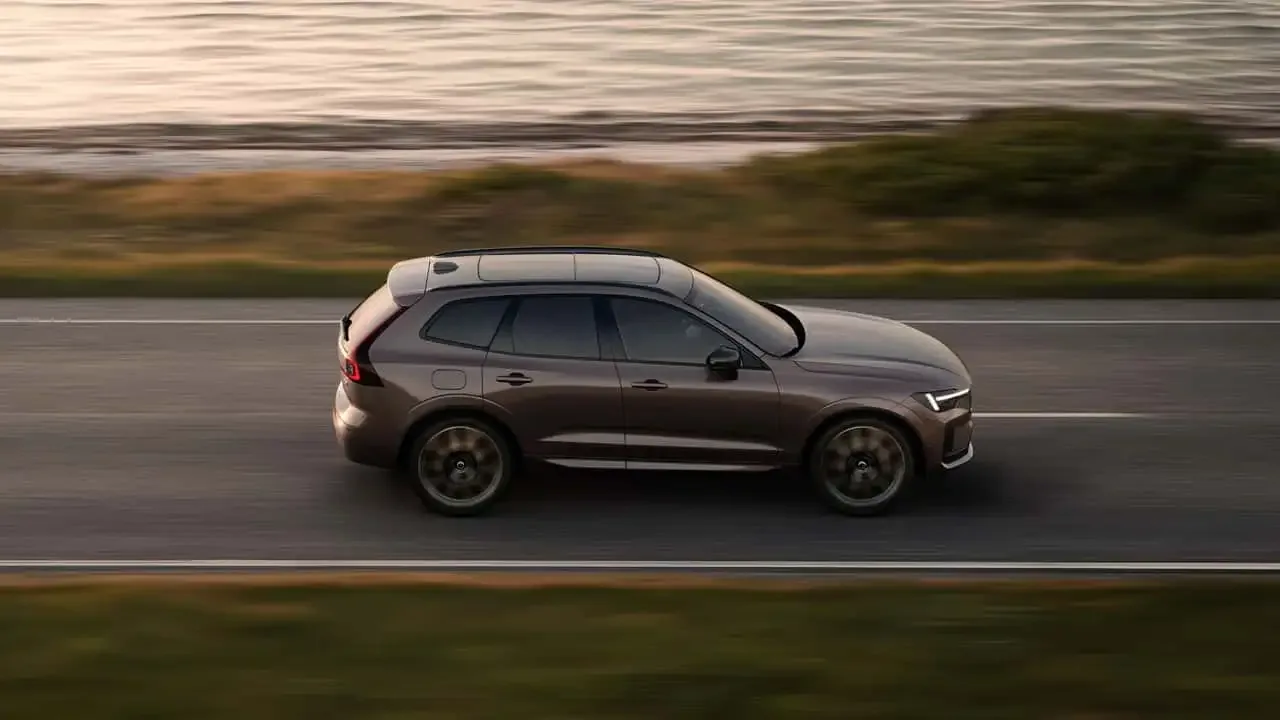 فولفو تكشف عن XC60 وXC90 موديل 2028 بمدى كهربائي مذهل