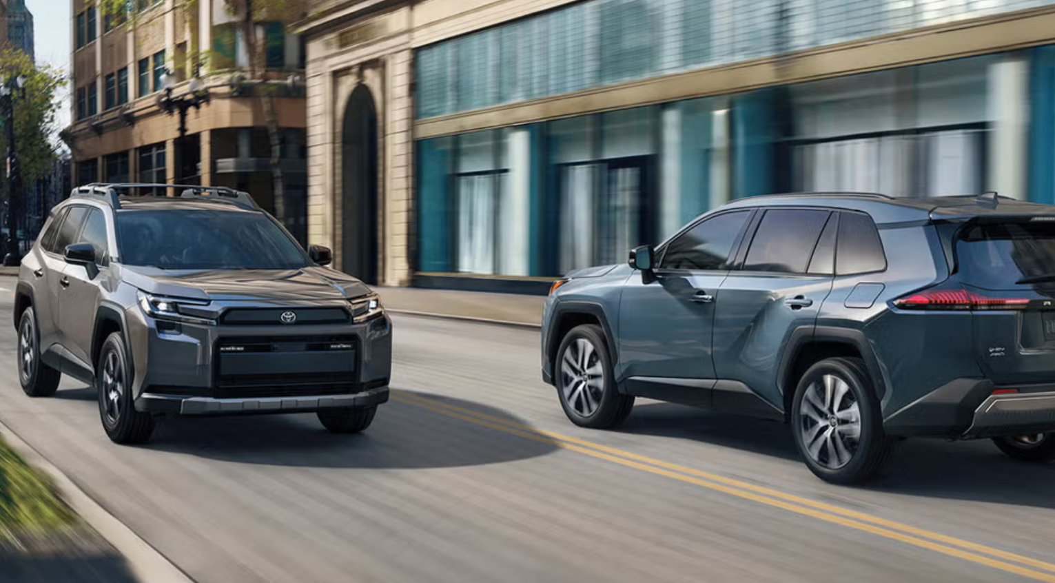 تويوتا RAV4 موديل 2026 تعتمد على نظام السيارة الهجينة القابلة للشحن