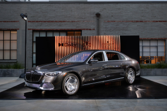 Mercedes-Benz راكبيها تجربة صوت Dolby Atmos متقنة